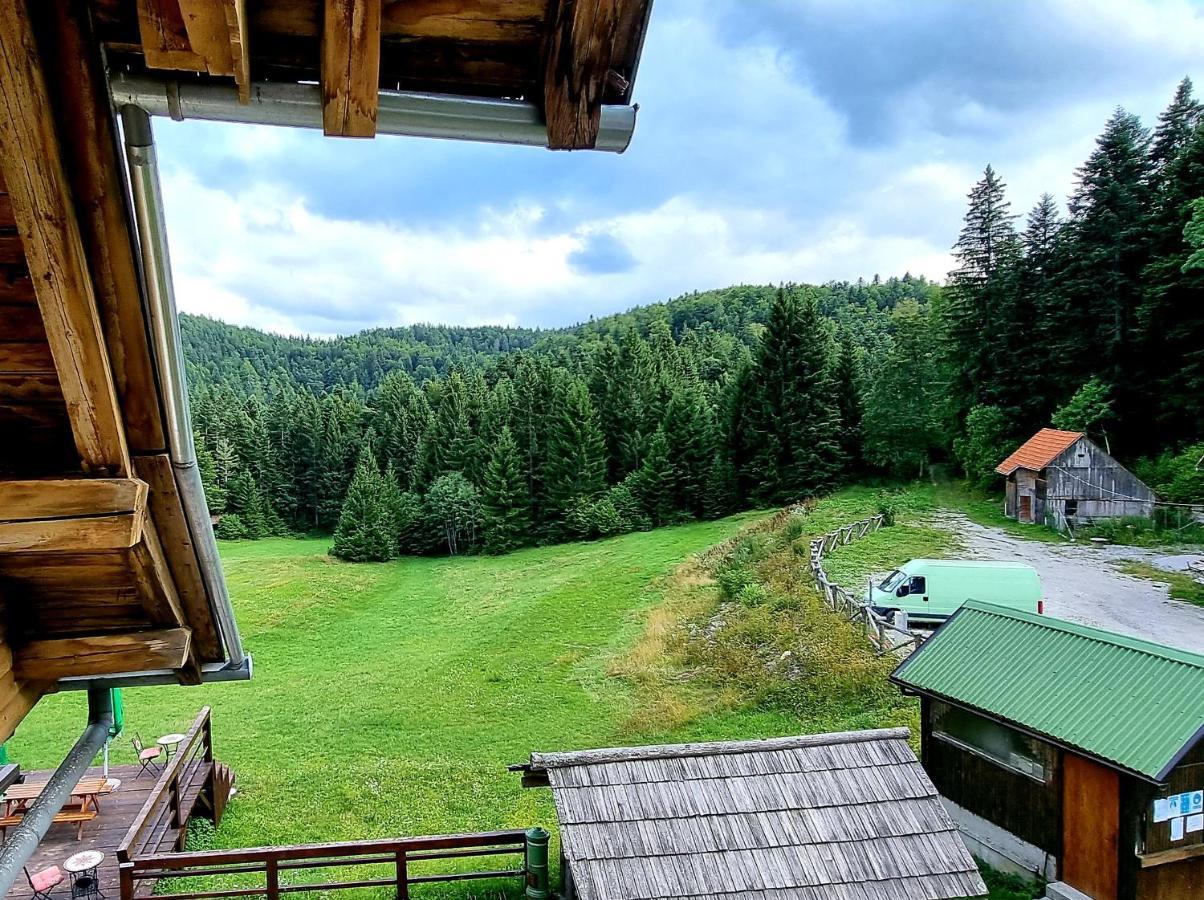 Planinski Dom Na Travni Gori Sodrazica Exterior photo